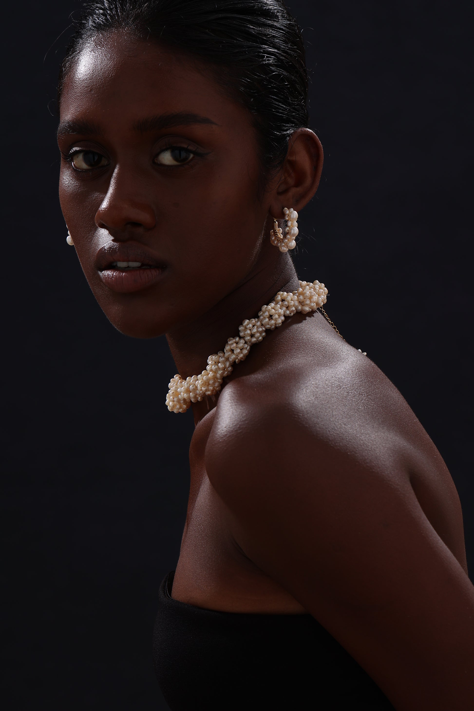Flower Garden Freshwater Pearl Choker - Necklace - ONNNIII