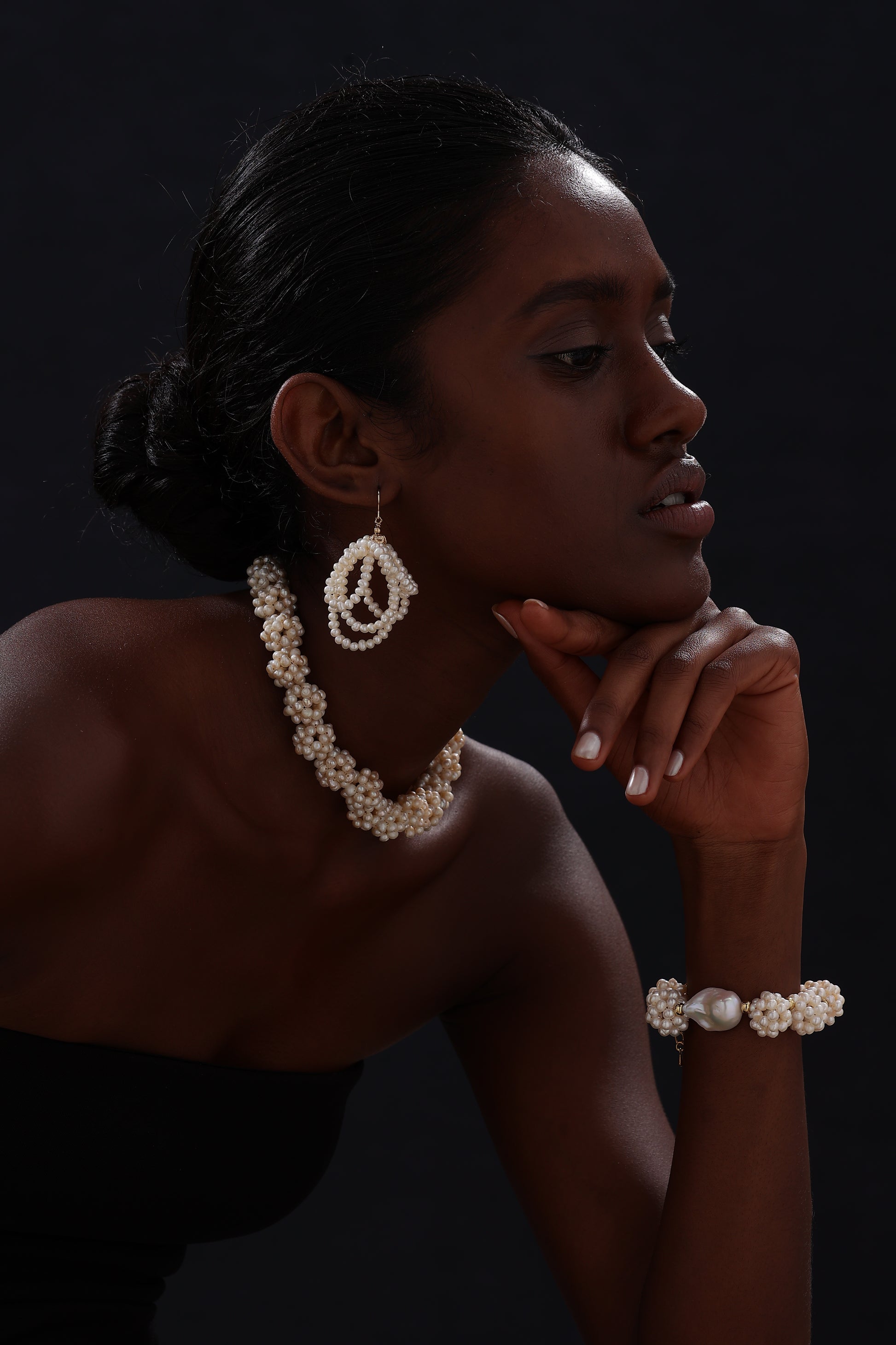 Flower Garden Freshwater Pearl Choker - Necklace - ONNNIII