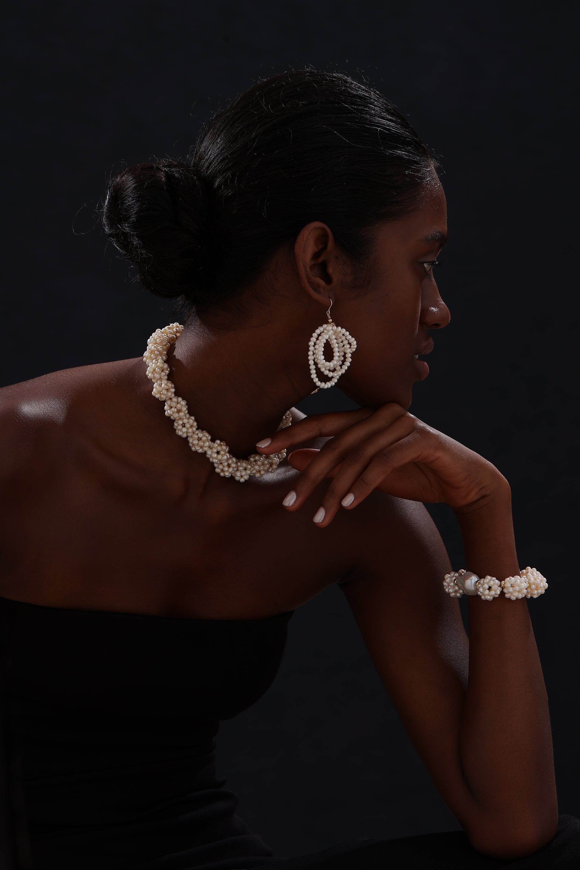 Flower Garden Freshwater Pearl Choker - Necklace - ONNNIII