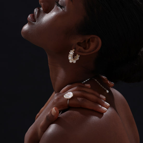 Freshwater Pearl Hoop Earrings - Earrings - ONNNIII