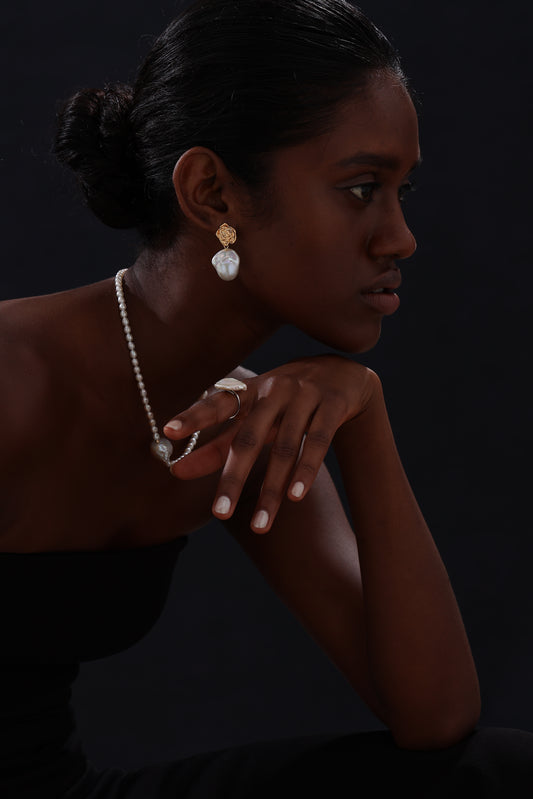 Baroque Pearl Rose Earrings - Earrings - ONNNIII
