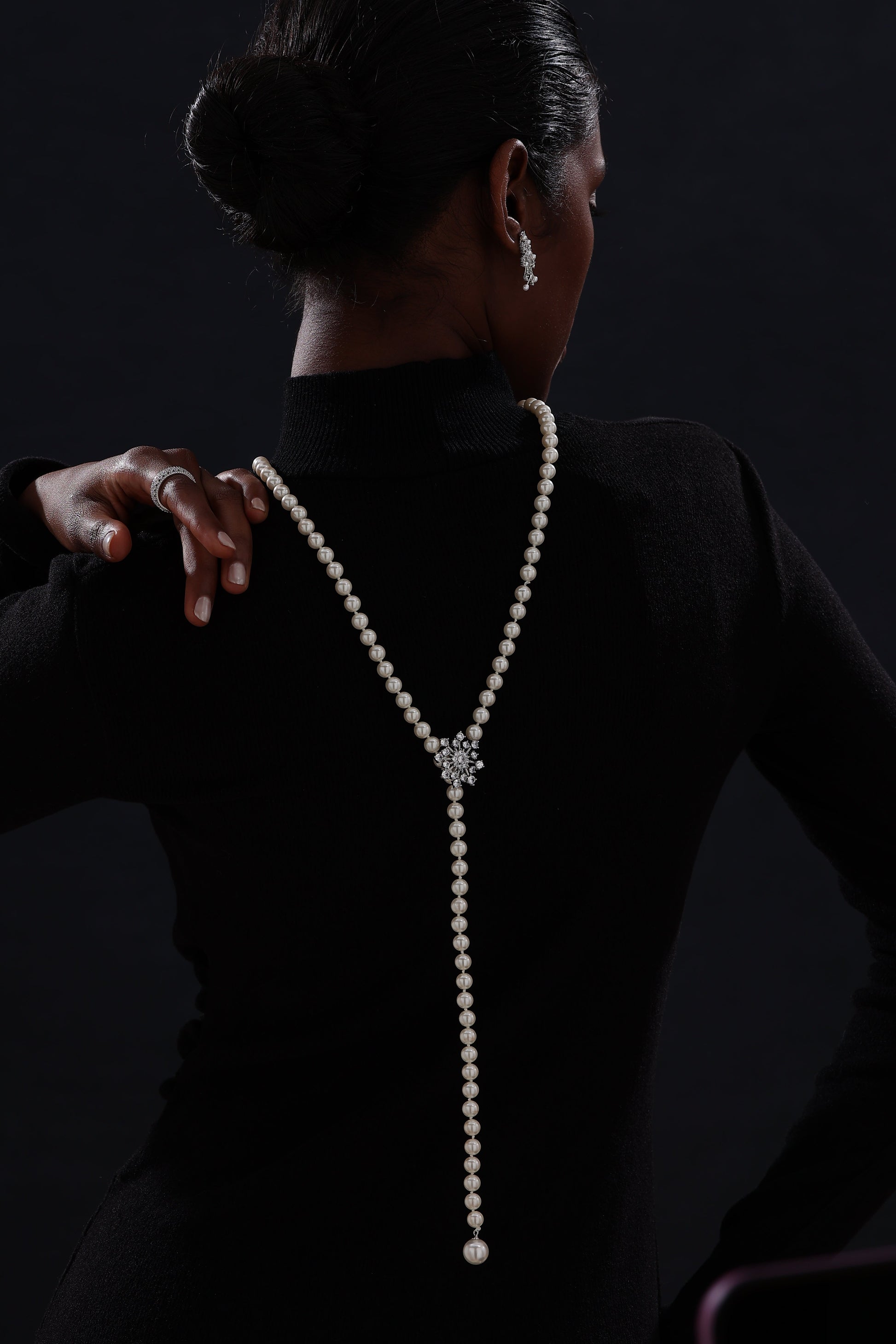 Snow Flower Pearl Drop Necklace - 4 Ways to Wear - Multicolour - Long Necklace - ONNNIII