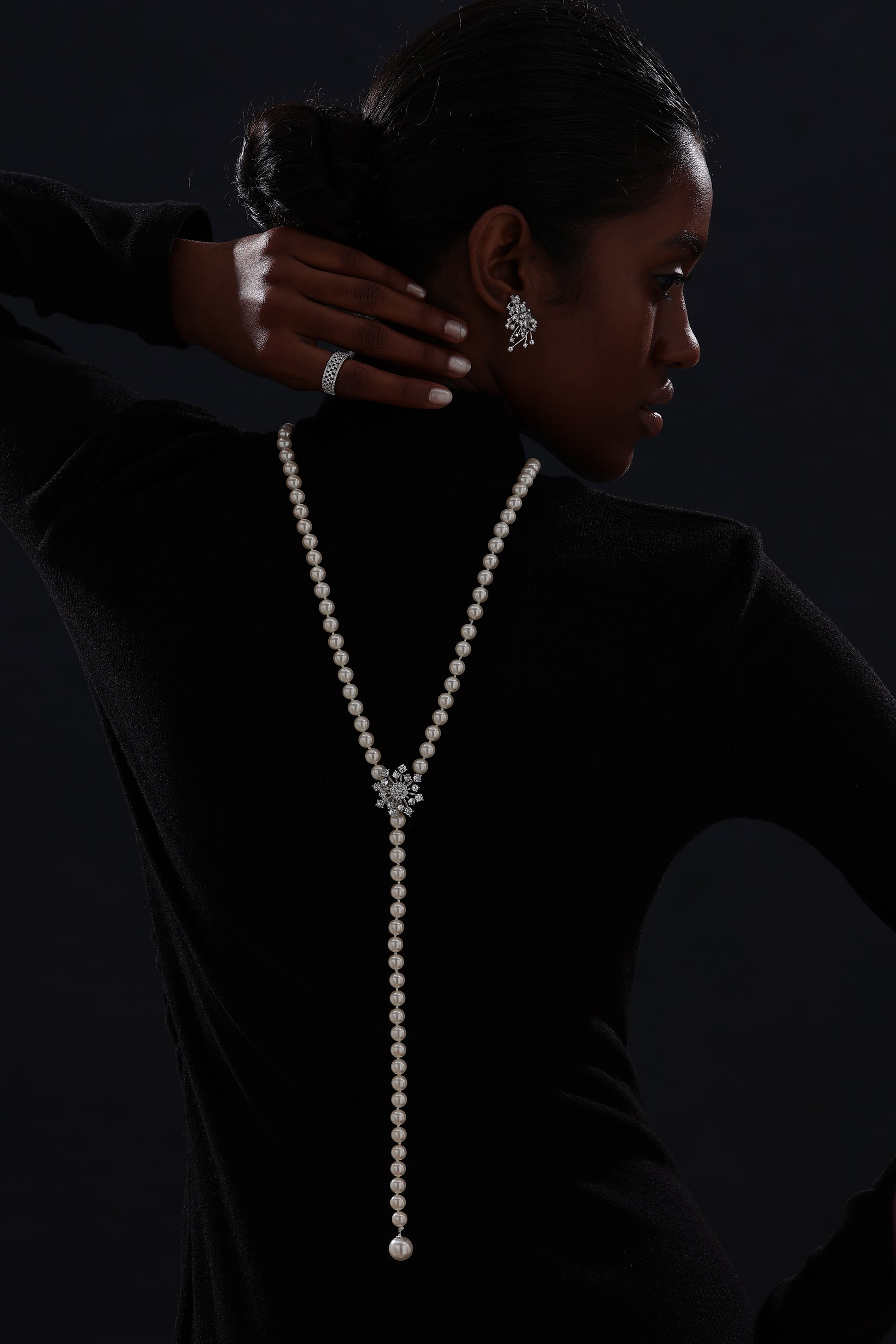 Snow Flower Pearl Drop Necklace - 4 Ways to Wear - White - Long Necklace - ONNNIII