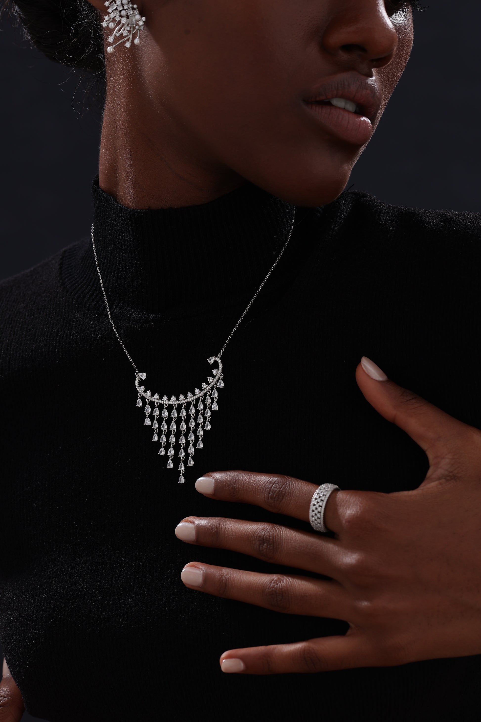 Waterfall Pendant Necklace - Necklace - ONNNIII