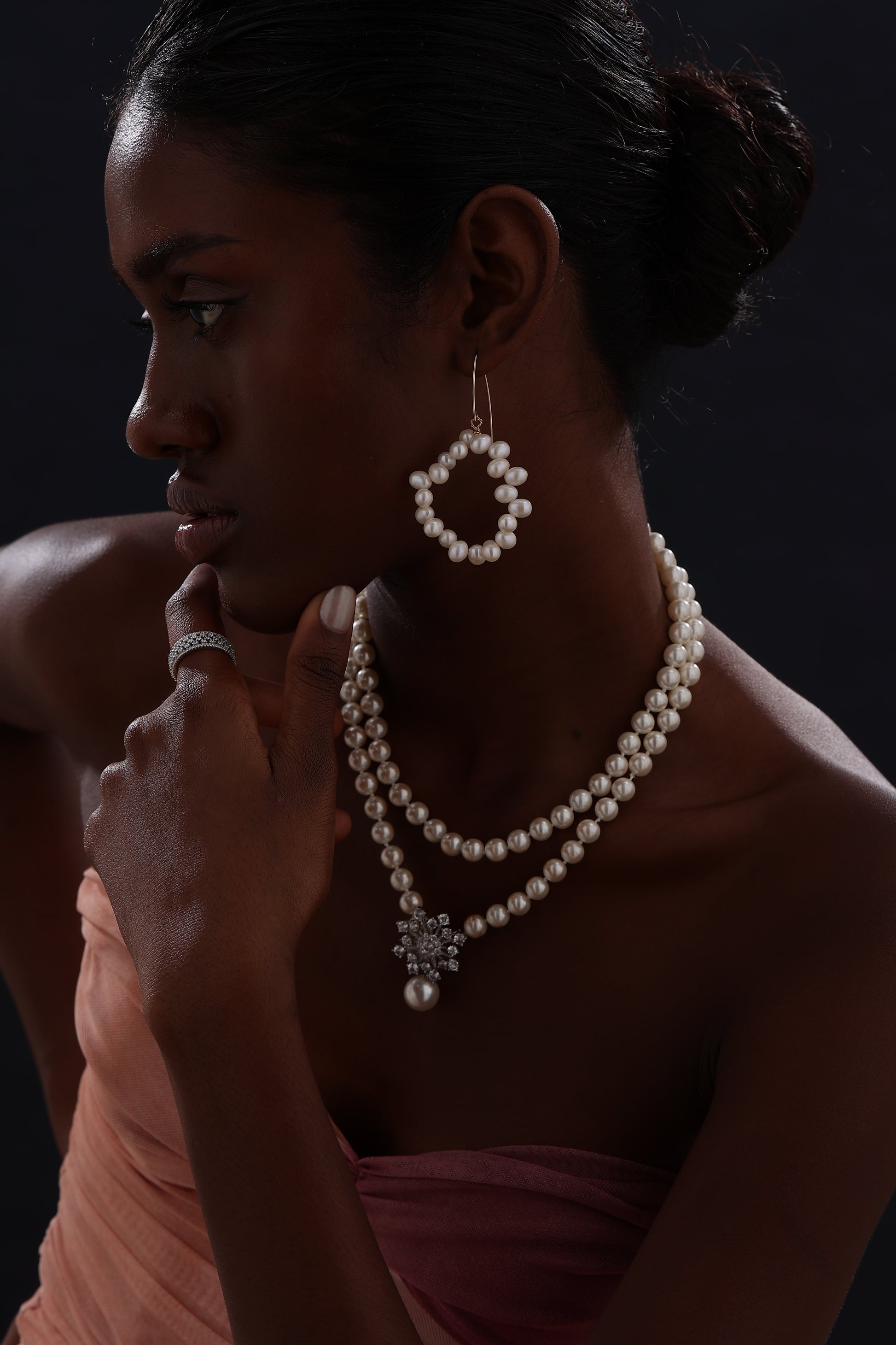 Freshwater Pearl Wire Hook Earrings - Earrings - ONNNIII
