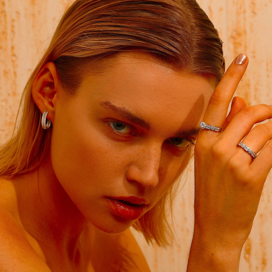 Pavé Hoop Earrings - Earrings - ONNNIII