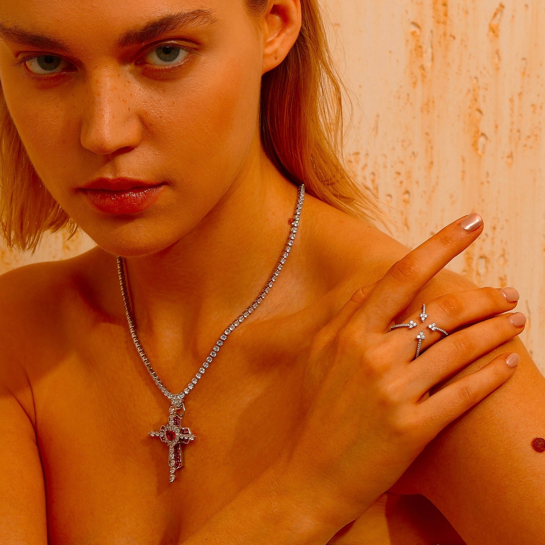 Open Criss Cross Pavé Ring - Ring - ONNNIII