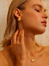 Scallop Shell Pendant Necklace - Gold - Necklace - ONNNIII