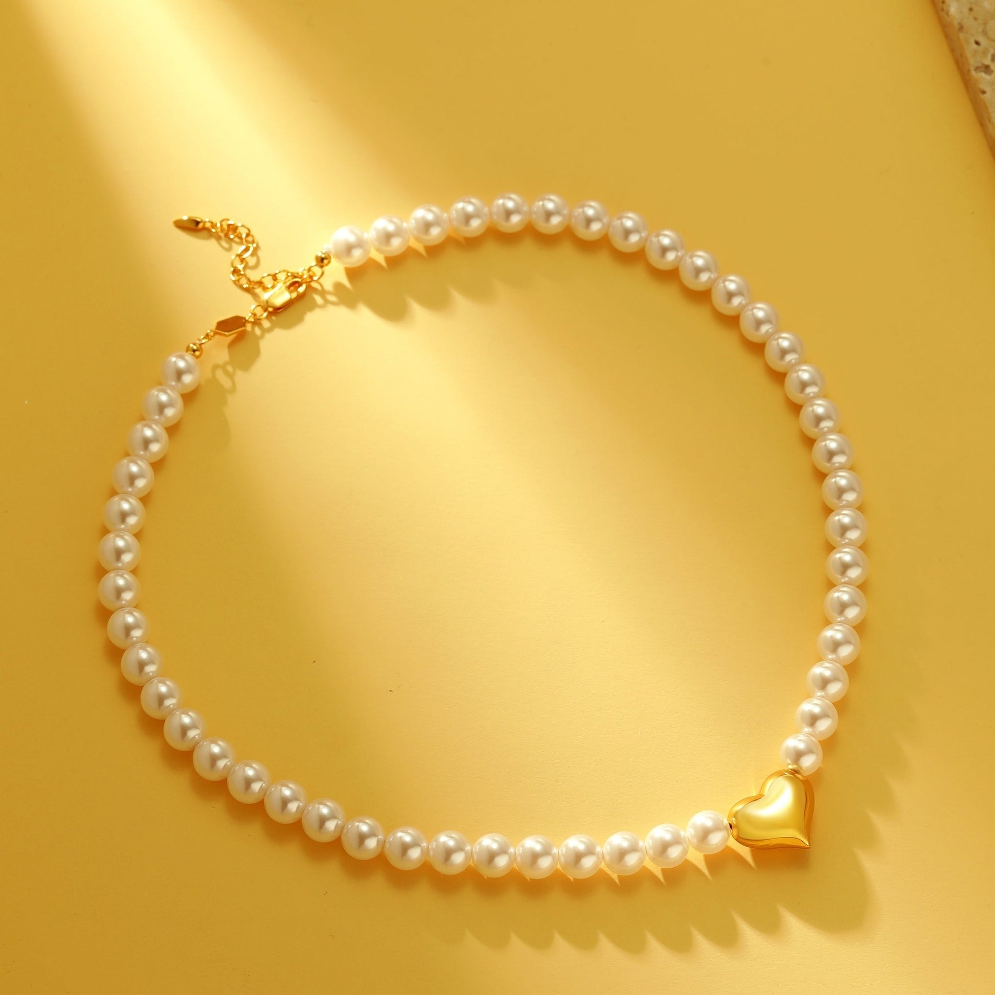 Heart Pendant Pearl Necklace - Necklace - ONNNIII