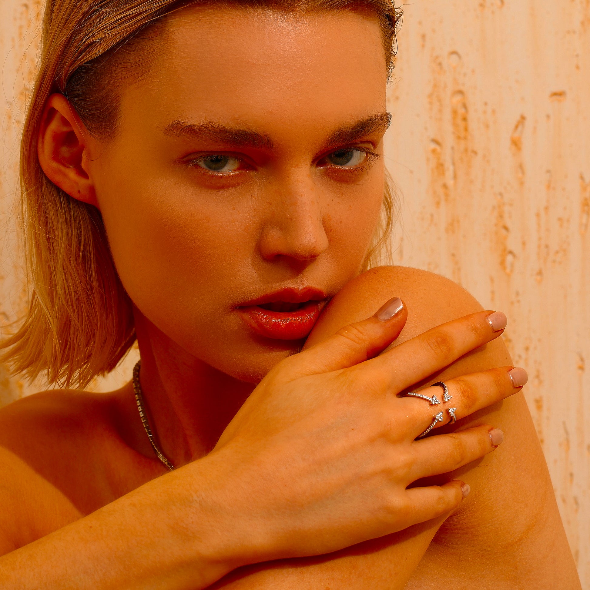 Open Criss Cross Pavé Ring - Ring - ONNNIII