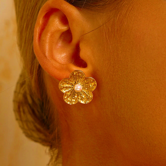 Flower Earrings Inlaid with Pearl - Gold - Earrings - ONNNIII
