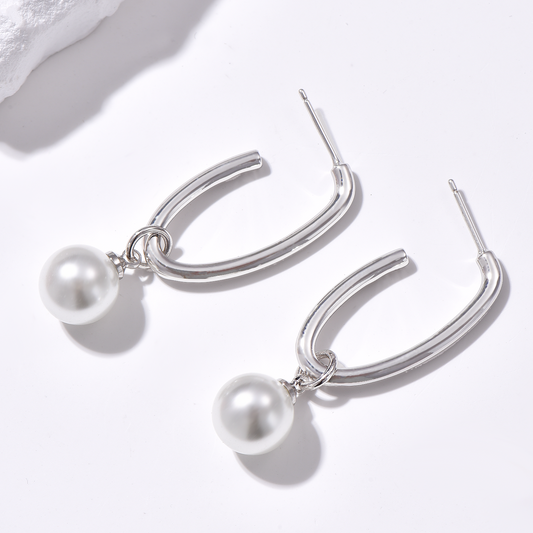 Oval Hoop with Pearl - Silver - Earrings - ONNNIII