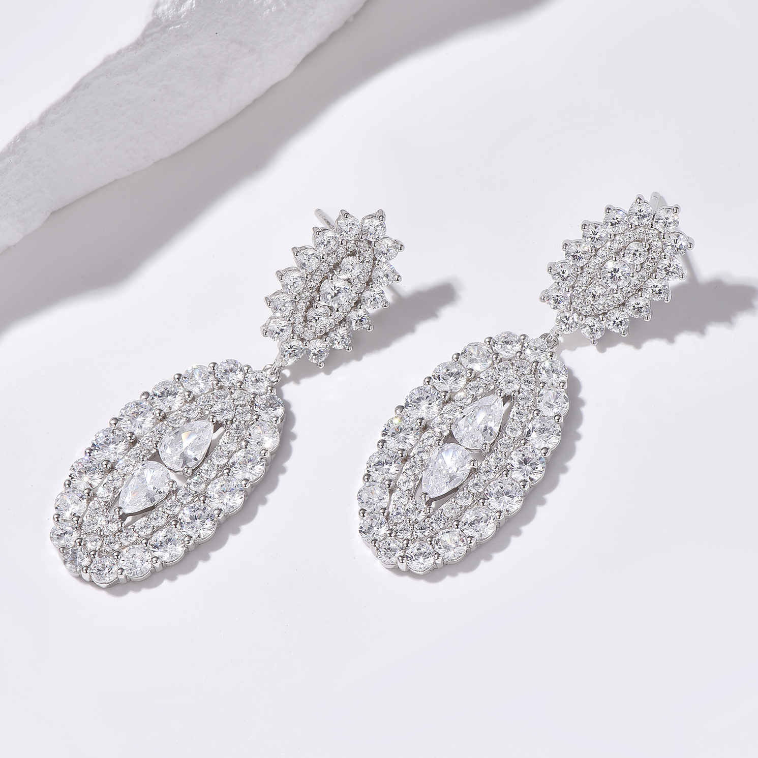 Double Oval Drop Earrings - Earrings - ONNNIII