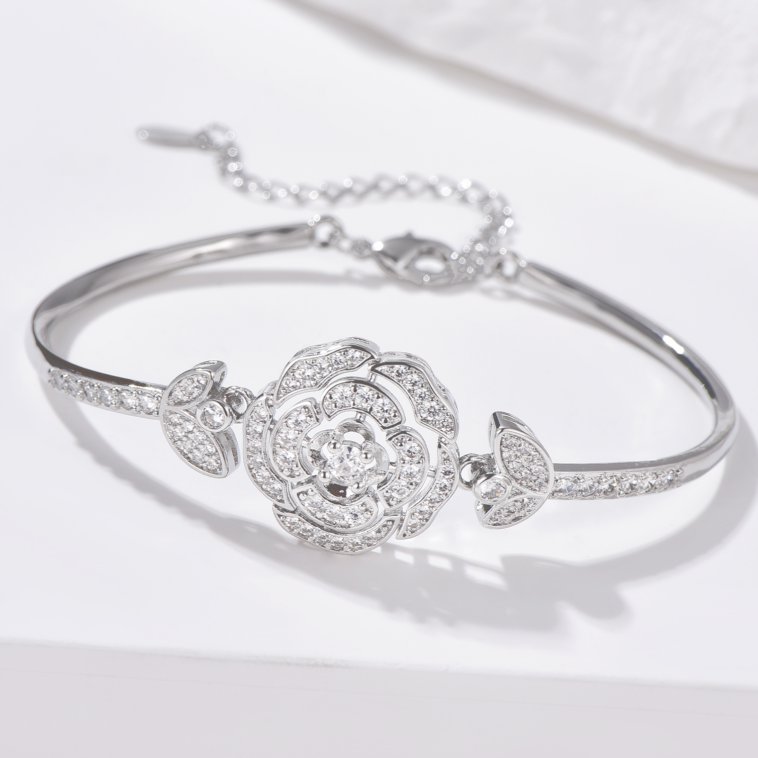 Rose Bangle - Bracelet - ONNNIII