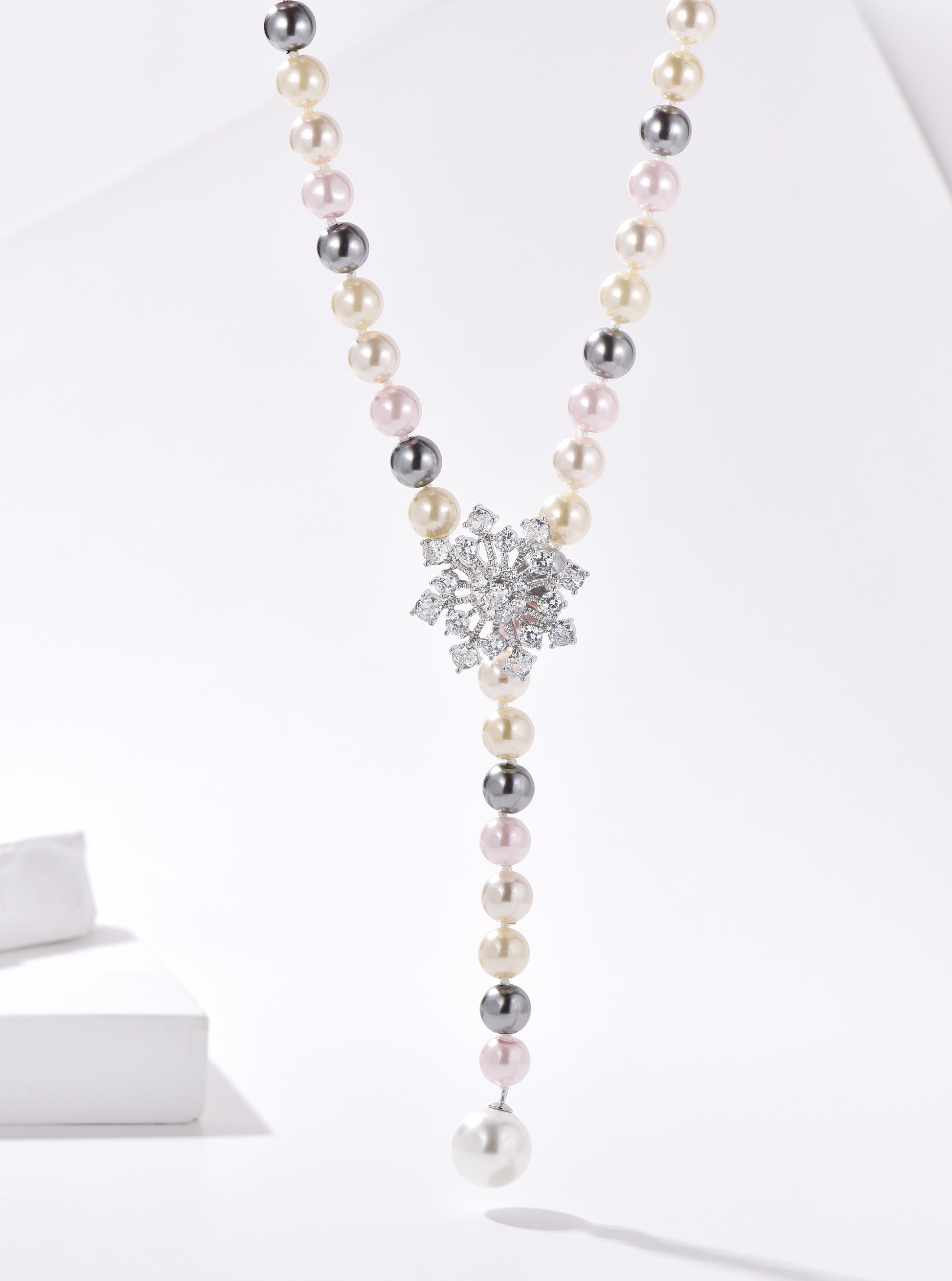 Snow Flower Pearl Drop Necklace - 4 Ways to Wear - Multicolour - Long Necklace - ONNNIII
