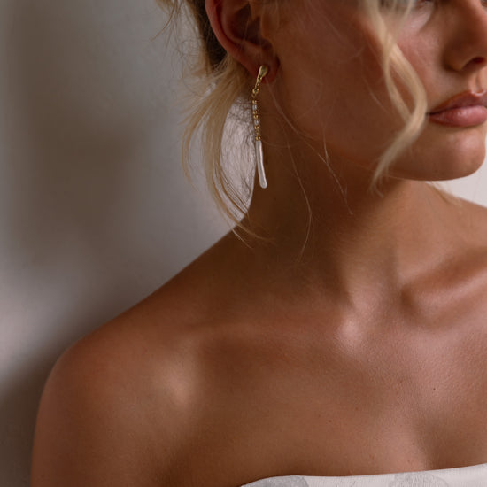 Stiltora Pearl Drop Earrings - Default Title - Earrings - ONNNIII