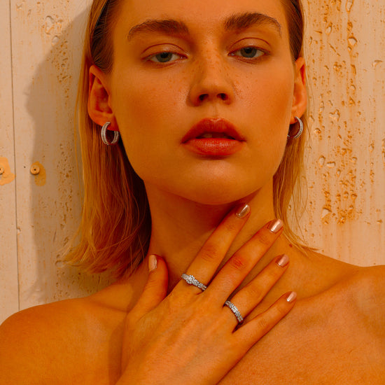 Pavé Hoop Earrings - Earrings - ONNNIII