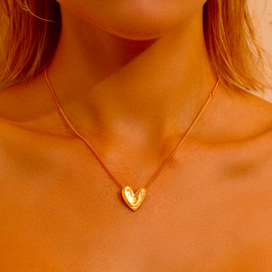 Textured Heart Pendant Necklace - Necklace - ONNNIII