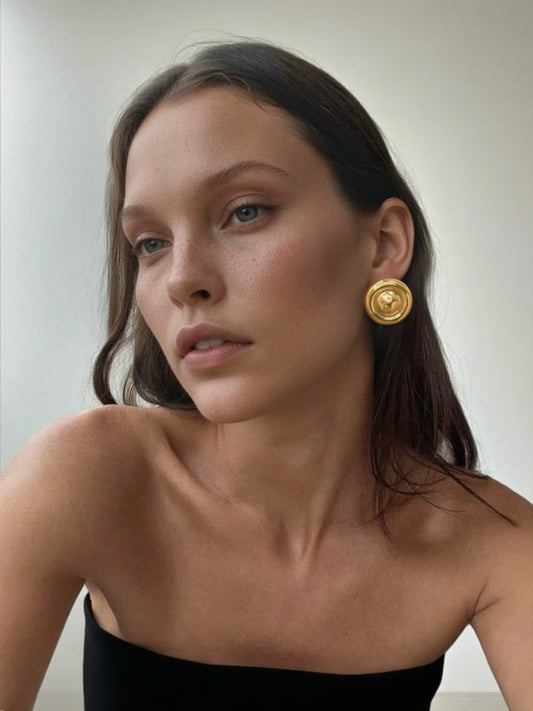 Retro Round Stud Earrings | Gold