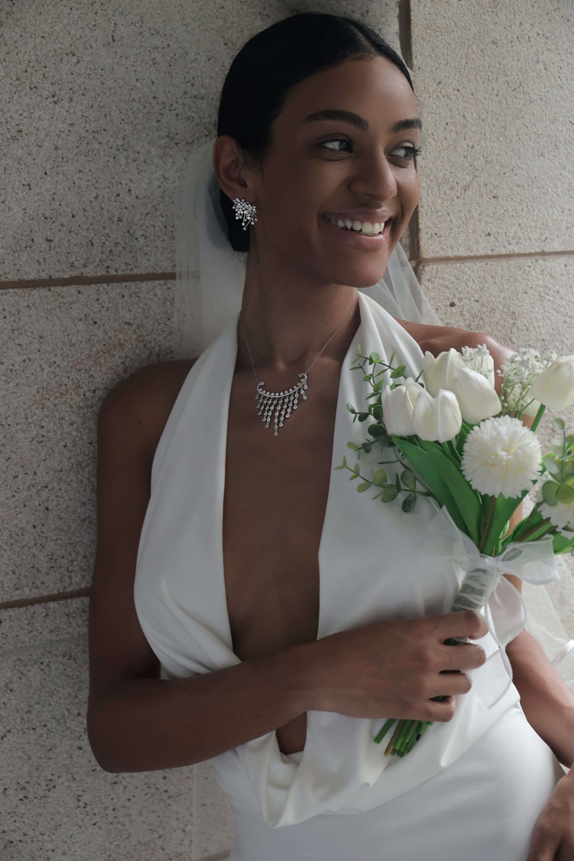 Waterfall Pendant Necklace - White - Necklace - ONNNIII