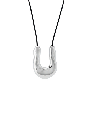U Pendant Rope Necklace｜Silver